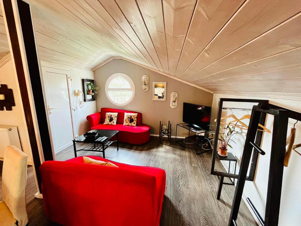 Poplar Lofts & Apartments Karavouzi Prínos エクステリア 写真
